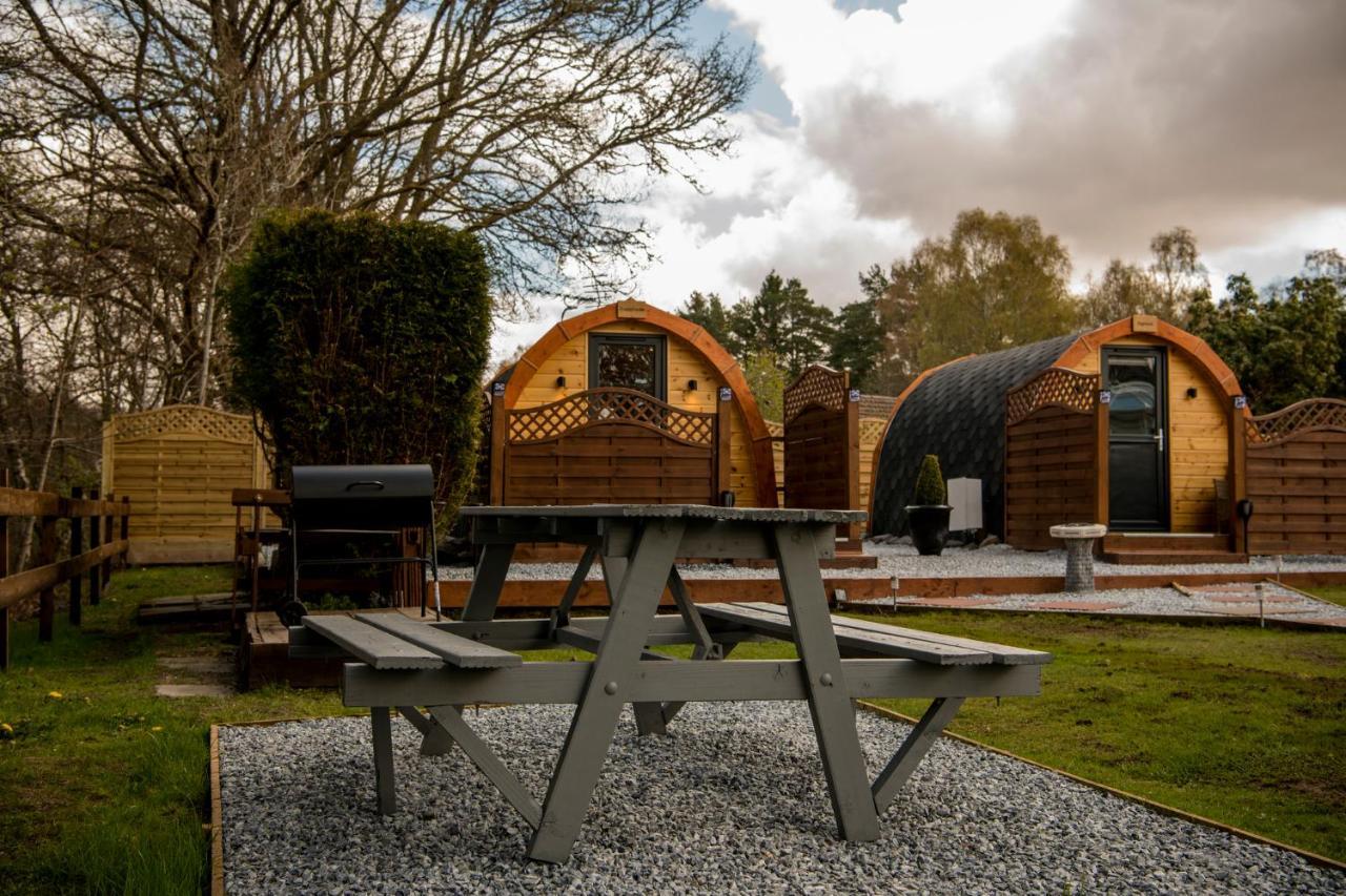 Highland & Transylvania Glamping Pods Roybridge Exterior photo