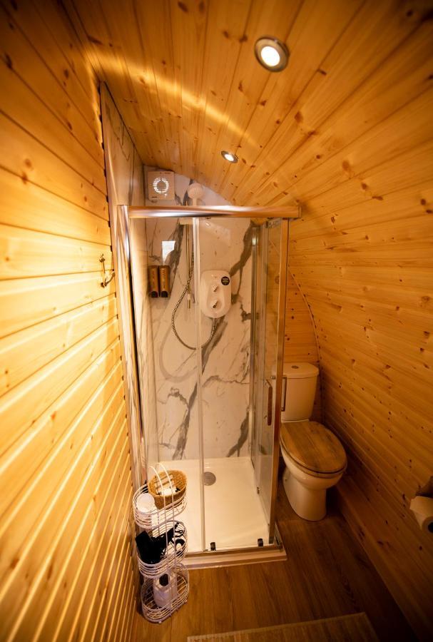 Highland & Transylvania Glamping Pods Roybridge Exterior photo